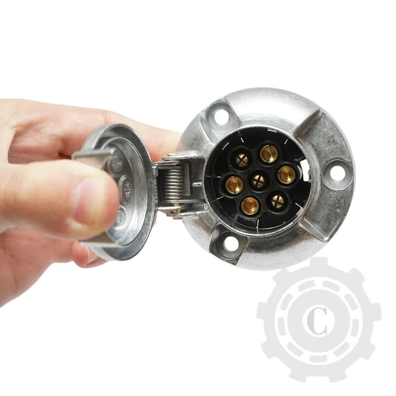 PRIZA REMORCA 12V 7PINI JD Disponibil imediat