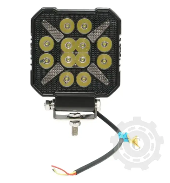 Proiector patrat LED cu DRL 9-36V, 20W Ofertă